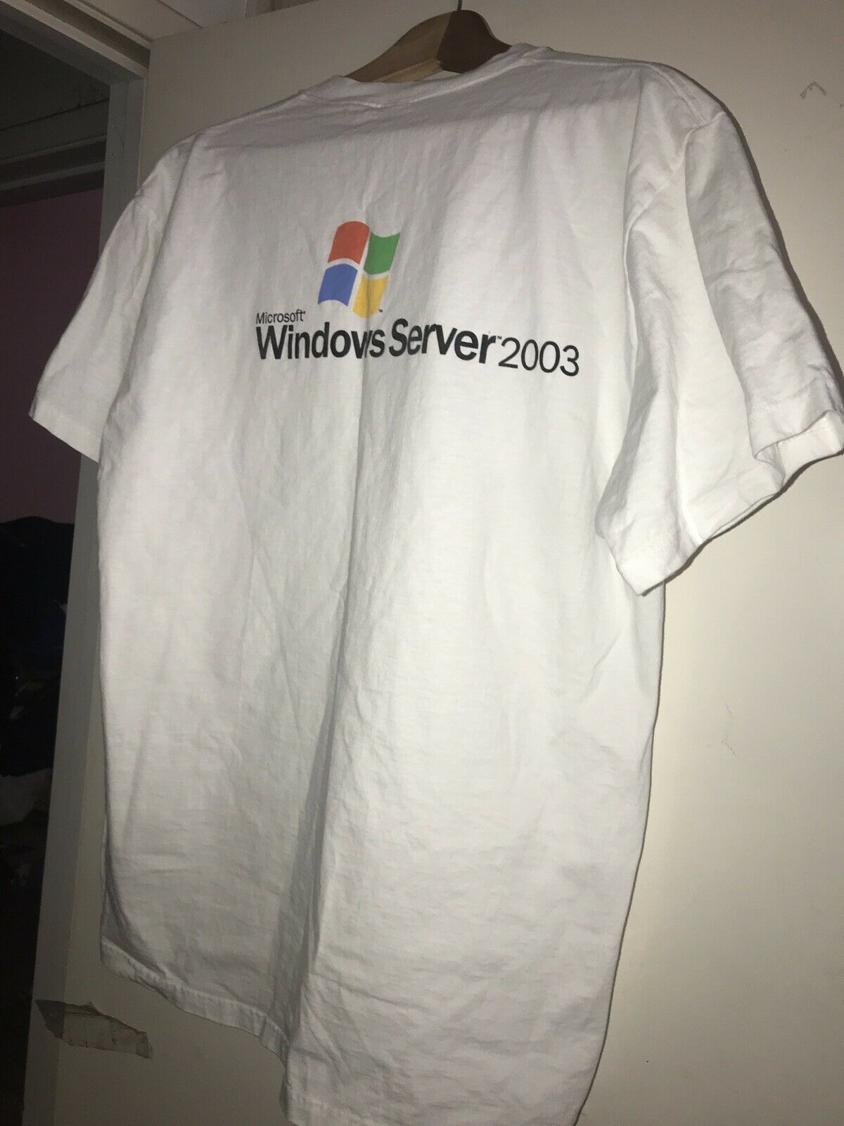 Microsoft Windows Server 2003 Launch Swag Graphic Tee Shirt Employee Tech Store